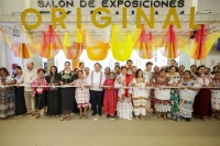 Inaugura Díaz Mena "Encuentro de Arte Textil"