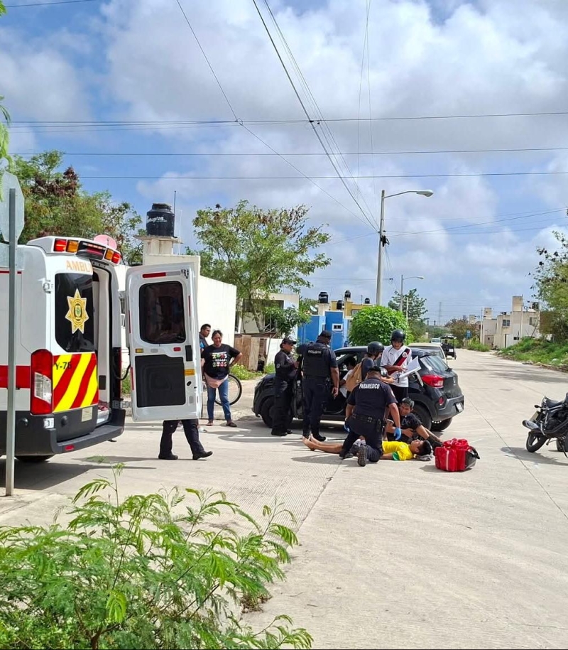 Automovilista choca motociclista en Umán