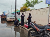 Motociclista derrapa en Circuito Colonias