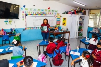 Se mantiene ajuste de horario escolar por frío