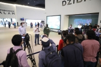 Reconoce Vila rechazo de rezagados en m&oacute;dulos de vacunaci&oacute;n por Servidores de la Naci&oacute;n