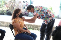 Sigue aplicación de refuerzo para adultos de 40 a 59 años