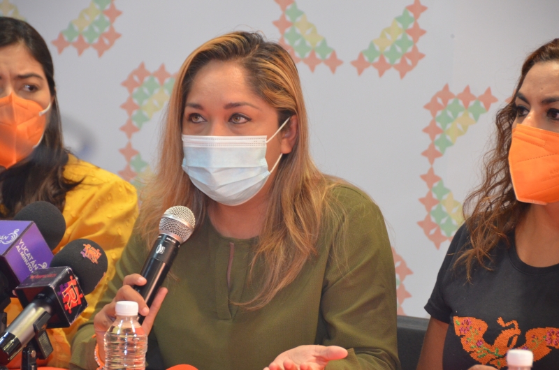 Temo por la vida de mis hijos, pero no me voy a doblegar: Xóchitl Delgado