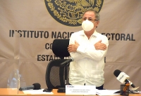 Al finalizar la sesi&oacute;n el Balmes P&eacute;rez dio a conocer que fue nombrado como nuevo titular de la Junta local del INE en Campeche 