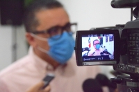 Alcaldes no deben recurrir a autoalabanzas: Lozano Poveda&nbsp;