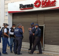 Roban en farmacia del Centro Hist&oacute;rico