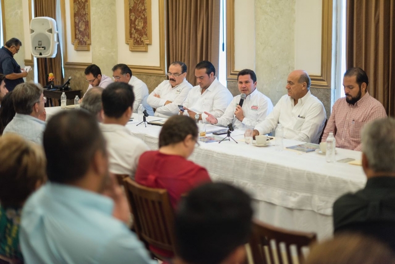 Sahuí presenta agenda turística al sector hotelero