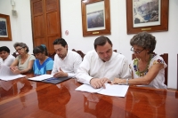 Recibe  ejecutivo yucateco recomendaciones de Segob