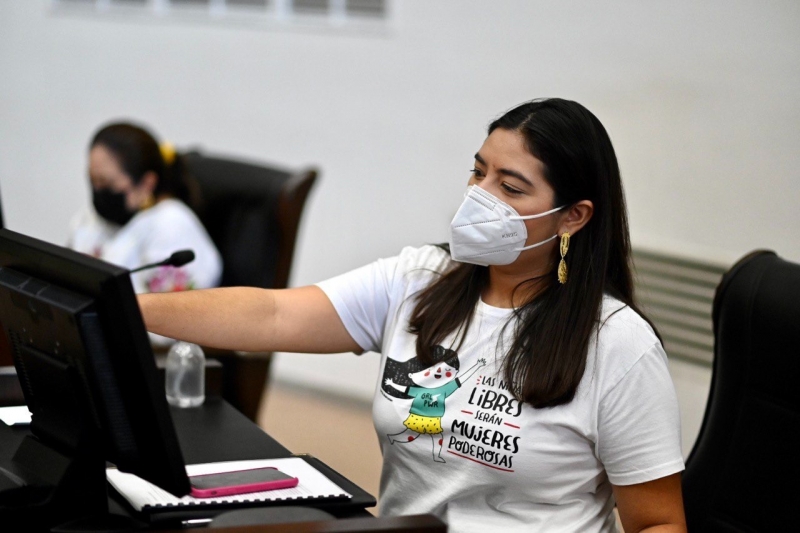 Presenta MC iniciativa de ley por una menstruación digna