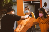 Con &ldquo;papagayada&rdquo; cierra Movimiento Ciudadano precampa&ntilde;a federal