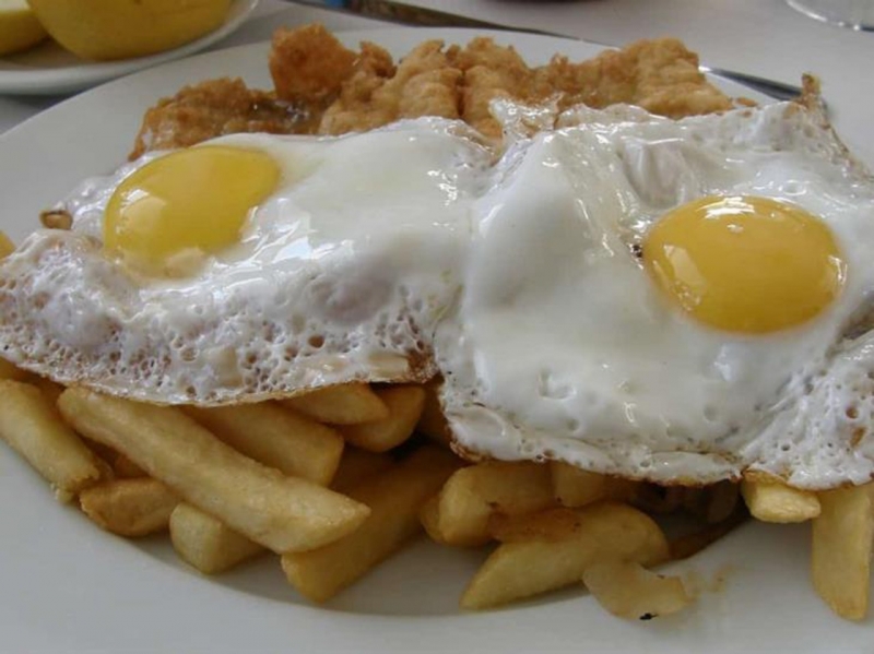 Consumir dos huevos al día no hace daño