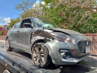 Siniestro vial deja da&ntilde;os materiales