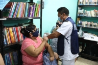 Yucatecos entre 50 y 59 a&ntilde;os comienzan a recibir segunda dosis