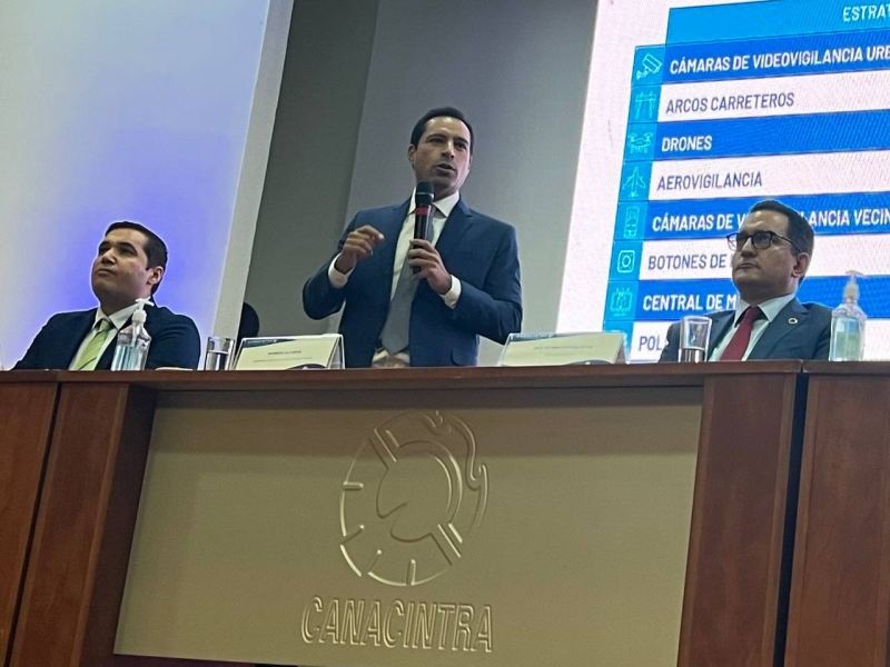 Vila se reúne con dirigentes nacionales de Canacintra