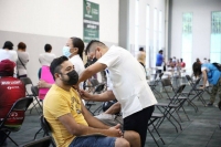 El lunes 12 arrancar&aacute;n primeras dosis en personas de 30 a 39 a&ntilde;os en 35 municipios