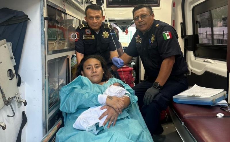 Nace bebé a bordo de ambulancia