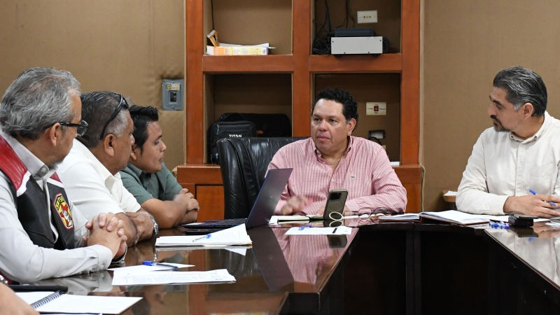 Atienden demandas del personal de salud