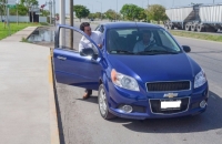 Taxis y veh&iacute;culos de plataformas digitales ya podr&aacute;n transportar a 2 pasajeros