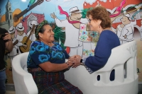 Llega Rigoberta Mench&uacute; a M&eacute;rida