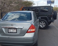 Accidente deja daños materiales