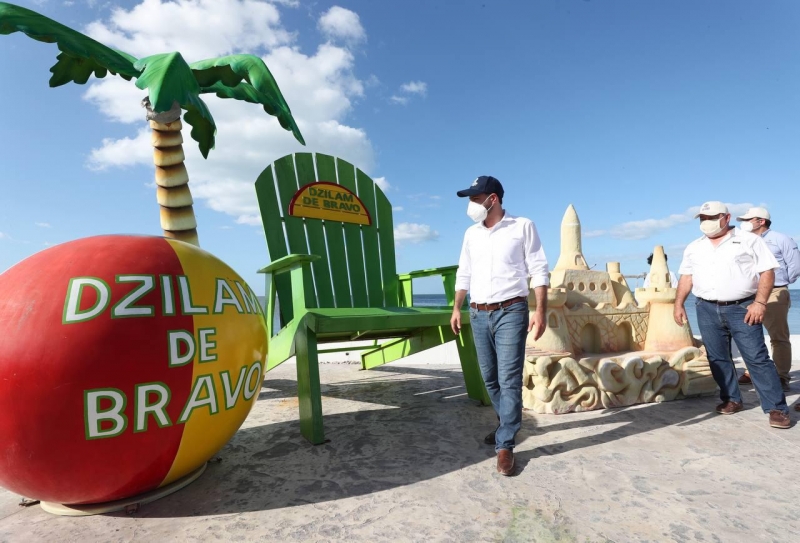 Entregan nuevo malecón en Dzilam de Bravo