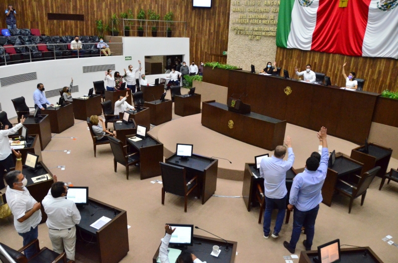 Regresan a comisión dictamen sobre reemplacamiento