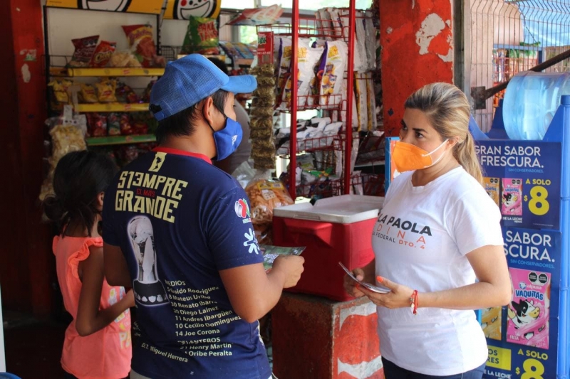 Karla Paola recorre comisarías de Dzibilchaltún y Chablekal