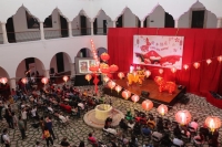 Dan la bienvenida al a&ntilde;o nuevo chino