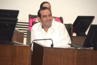 Imprecisiones en anuncio de reubicaci&oacute;n de Aeropuerto: Cervera