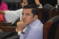 Acusaciones de "empresas fantasma" de Zapata deben ser indagadas