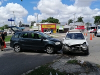 Video: Canadiense protagoniza siniestro vial