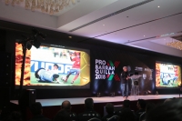 Imparten conferencias motivacionales a seleccionados nacionales