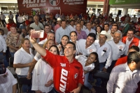 Alejandro Moreno se re&uacute;ne con la militancia priista de Colima