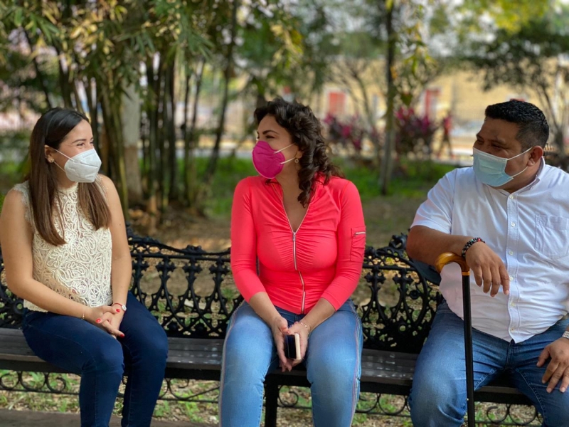 Ivonne Ortega se reúne con liderazgos de MC en Motul, Progreso y Umán