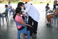 Anuncian jornada de vacunaci&oacute;n contra Covid-19 para adolescentes