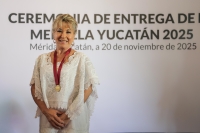 Maricarmen Pérez recibe Medalla Yucatán 2025