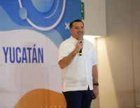 Participa Renán Barrera en encuentro de la Ampyac