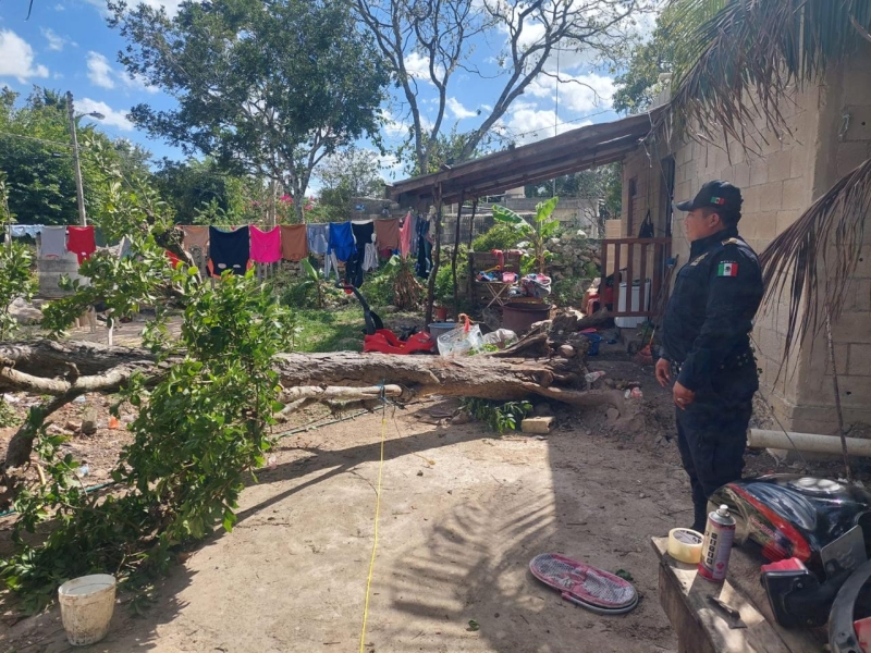 Frente frío 32 moviliza a policías y bomberos