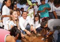 Renán Barrera propone un desarrollo más sano y equilibrado