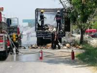 Mec&aacute;nico repara cami&oacute;n&nbsp; y kil&oacute;metros adelante arde en llamas
