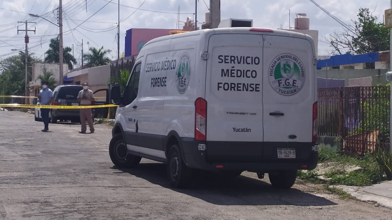 Muere mujer frente a su domicilio por causas patológicas