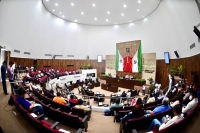 Aprueban por mayor&iacute;a en Congreso reformas en movilidad y seguridad vial