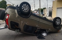 Choca y vuelca en la Castilla Cámara