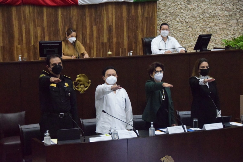 Show de Morena en el Congreso local por Glosa del Tercer Informe de Gobierno