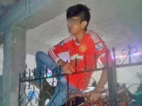 Inexperto ladr&oacute;n termina en ensartado en reja