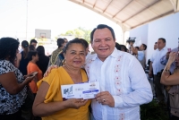 Entregan tarjetas "Mujeres Bienestar" en Progreso