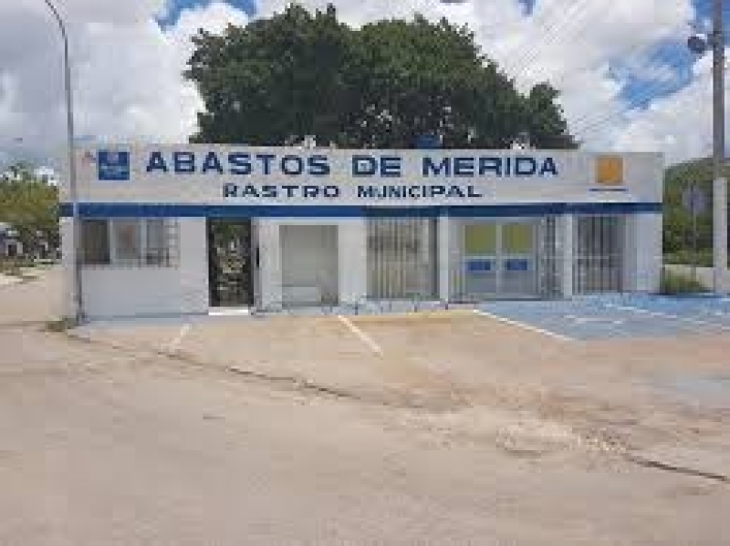 Cierran Rastro de Mérida por brote de Covid-19