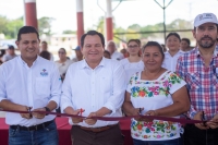 Inaugura D&iacute;az Mena infraestructura urbana en Um&aacute;n