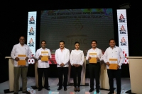 Ganan ataques a propuestas en primer debate