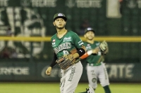 Blanquea Leones a Piratas en Cl&aacute;sico Peninsular